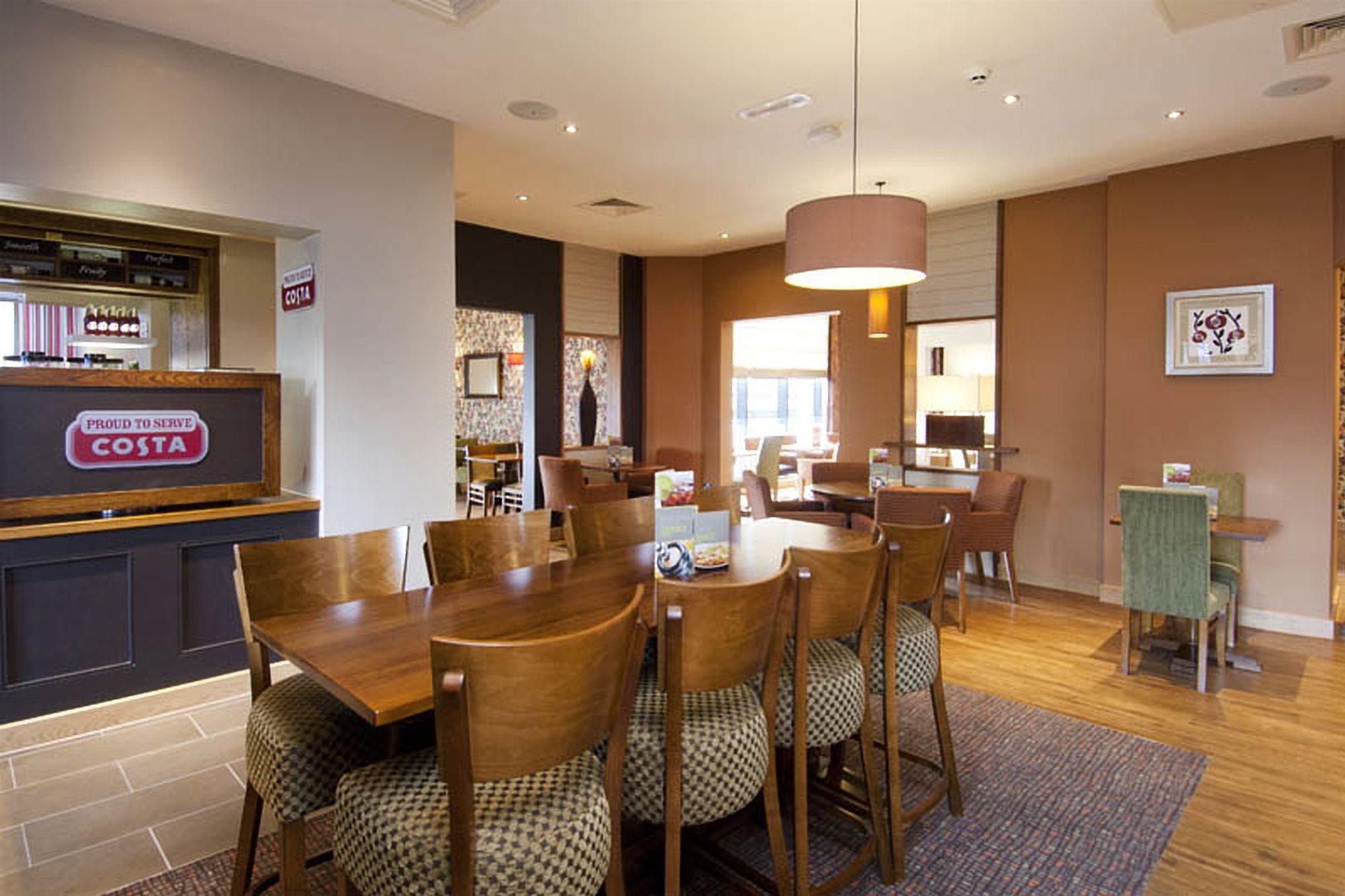 Premier Inn Manchester City - Piccadilly — Photos 3